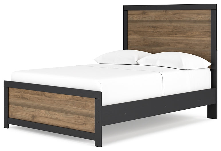 Vertani Full Panel Bed with Mirrored Dresser, Chest and 2 Nightstands