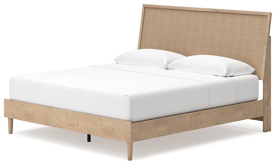 Cielden King Panel Bed with Dresser