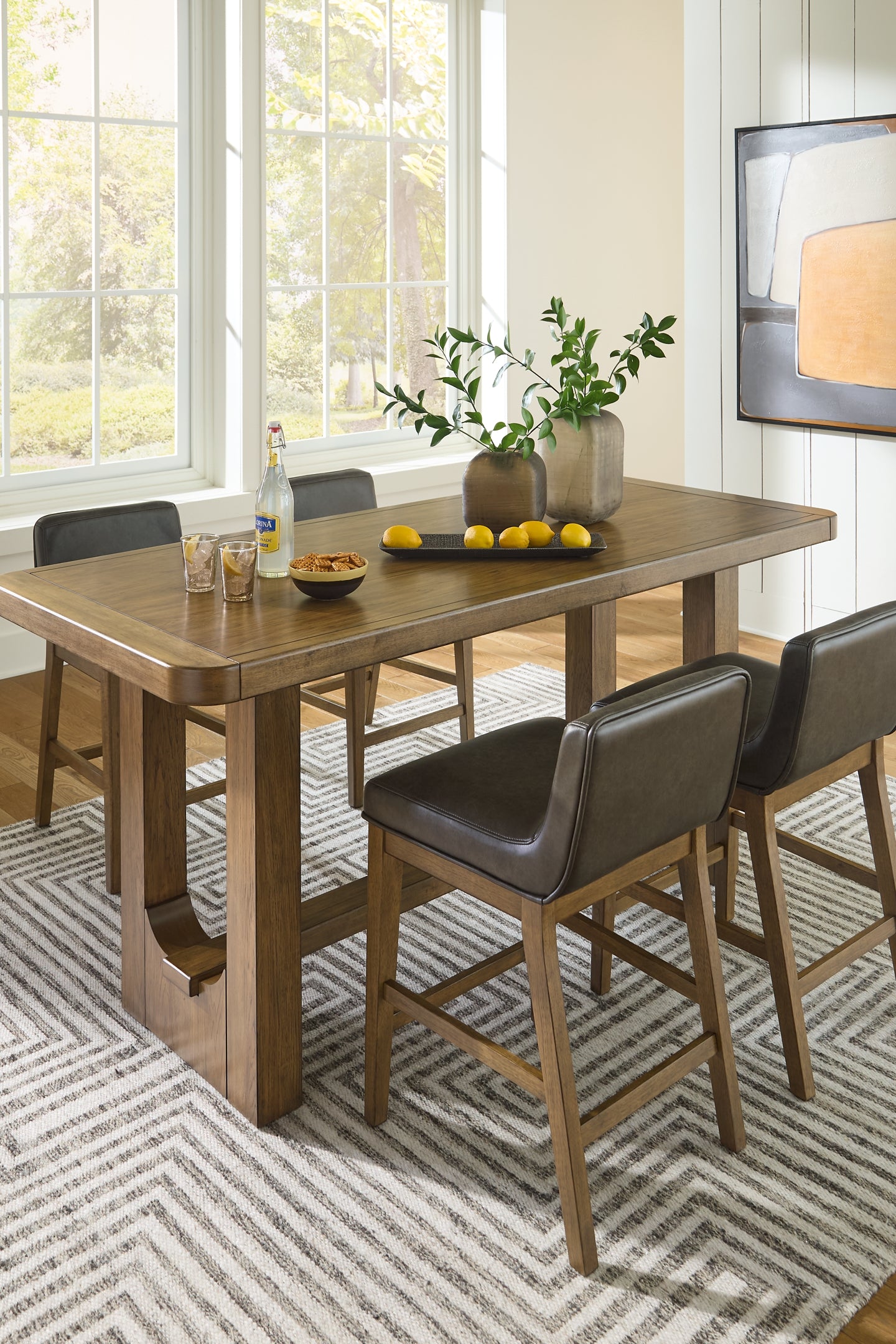 Cabalynn Counter Height Dining Table and 4 Barstools