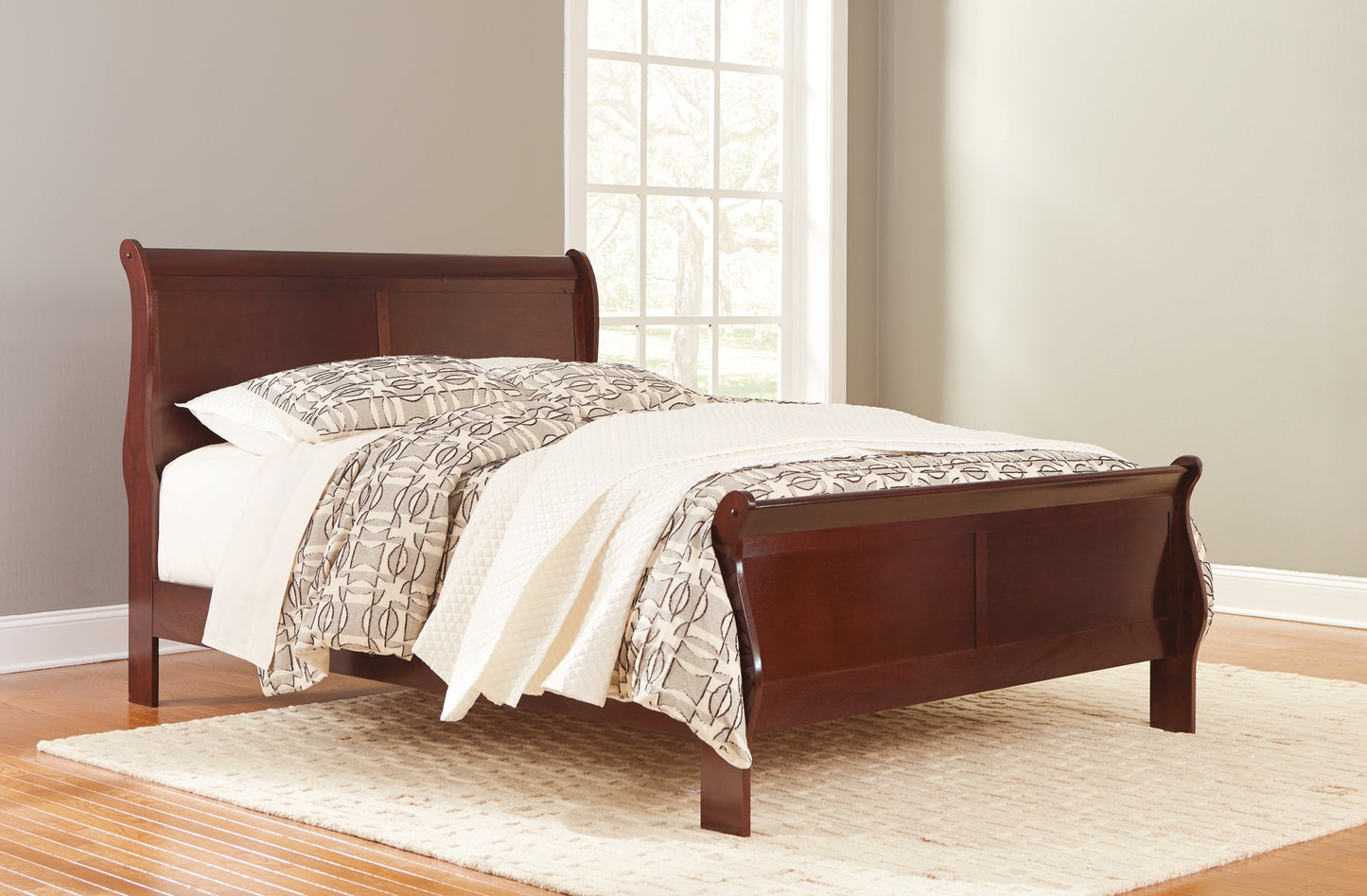 Ashley Express - Alisdair King Sleigh Bed with 2 Nightstands